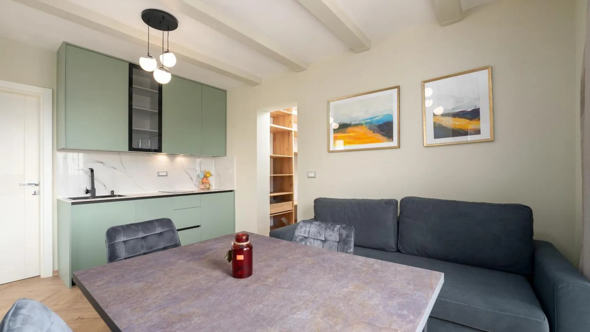 Larum Apartmens Vrsar